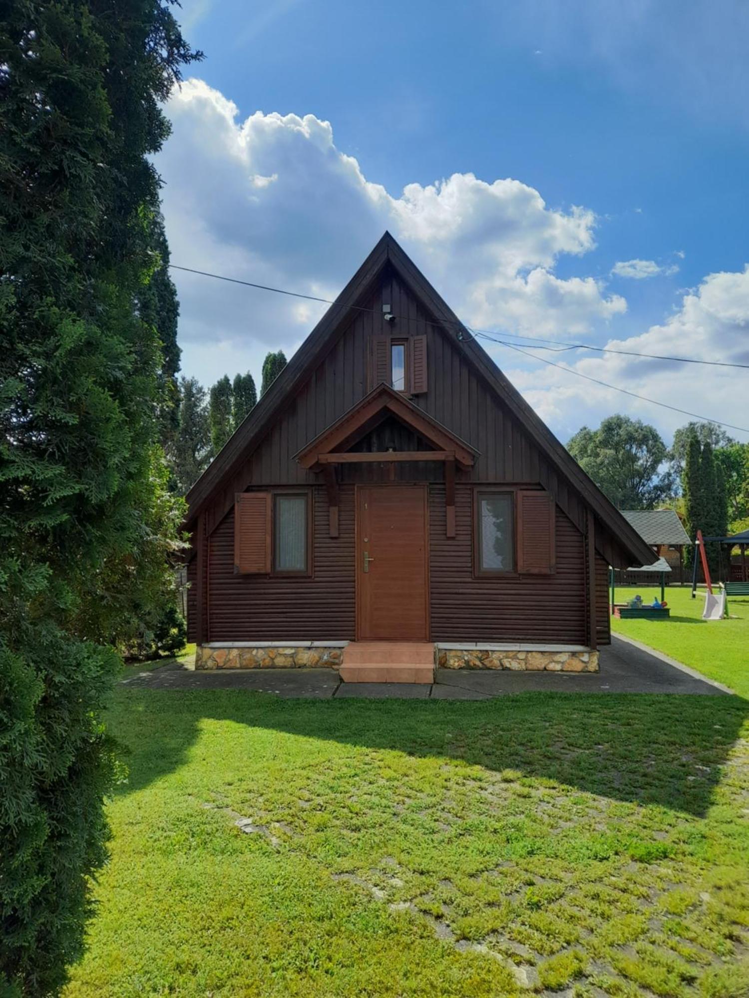 Ozike Apartmanhazak Апартаменты Богач